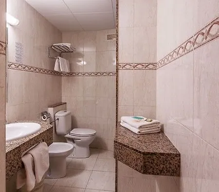 Hotel Ninays 2*
