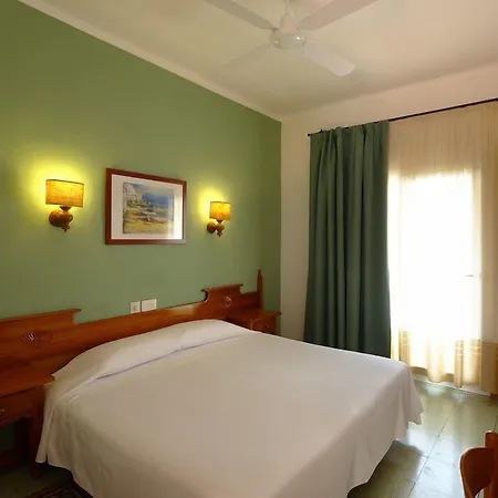 Ninays Otel 2*